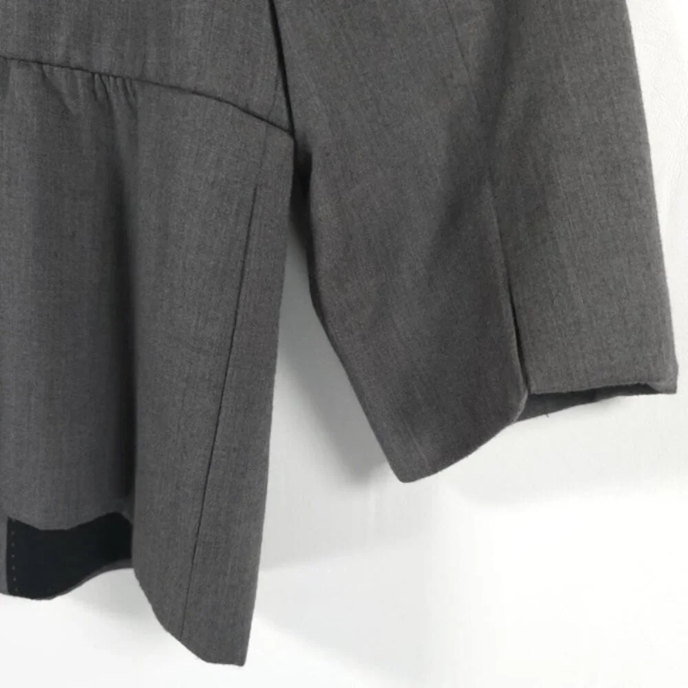 J. CREW SUITING 100% WOOL Hidden Button Jacket‎ Peplum Blazer Coquette Size 12